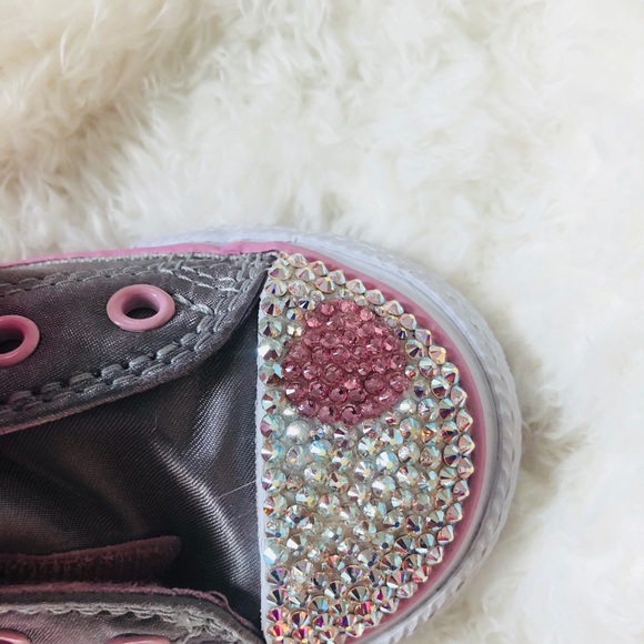 Infant Converse Chuck Taylors w/ Swarovski Crystal - Picture 6 of 6